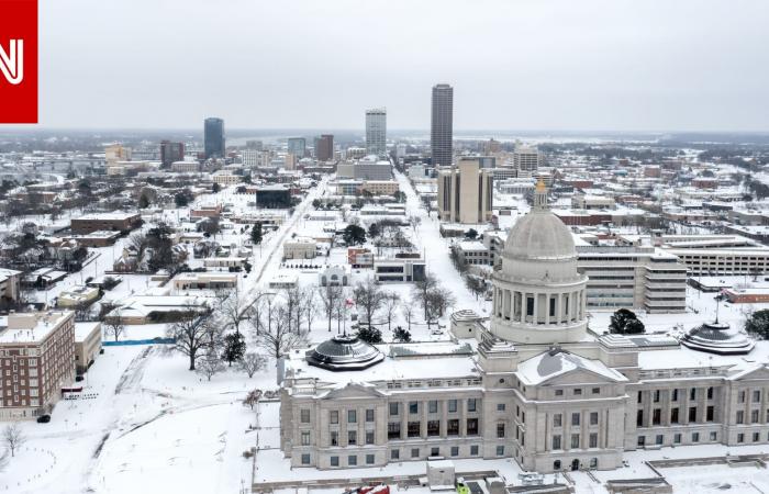 متابعة: أمريكا.. هطول كميات ثلوج قياسية على عدة ولايات وانقطاع الكهرباء عن مئات الآلاف
