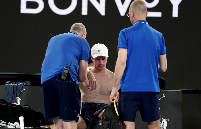 «أستراليا
      المفتوحة»:
      ديوكوفيتش
      يتقدم
      لدور
      الثمانية
      بعد
      انسحاب
      مينشيك