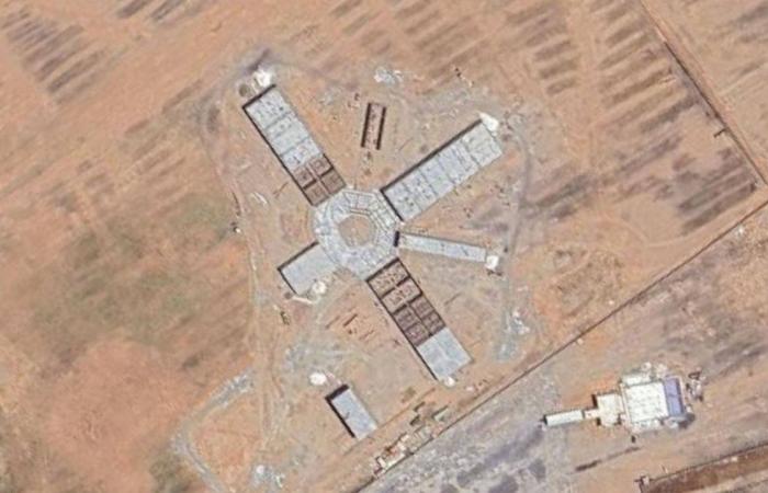 طـفـولـة خـلـف القــضـبـان