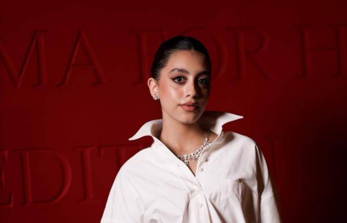 ياسمينا
      العبد
      لـ«الشرق
      الأوسط»:
      التفاعل
      مع
      «ميد
      تيرم»
      تجاوز
      توقعاتي