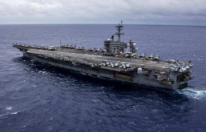 الجيش
      الإسرائيلي
      يراقب
      ما
      إذا
      كان
      «حزب
      الله»
      سيشارك
      في
      حال
      ضرب
      إيران