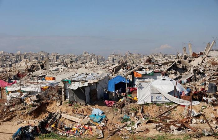 «اتفاق
      غزة»:
      الوسطاء
      يضغطون
      لنشر
      «قوات
      الاستقرار»
      وفتح
      «معبر
      رفح»