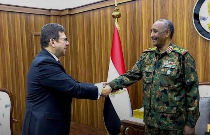 «سد
      النهضة»:
      محادثات
      مصرية
      -
      أميركية
      بالقاهرة
      بعد
      عرض
      ترمب
      الوساطة