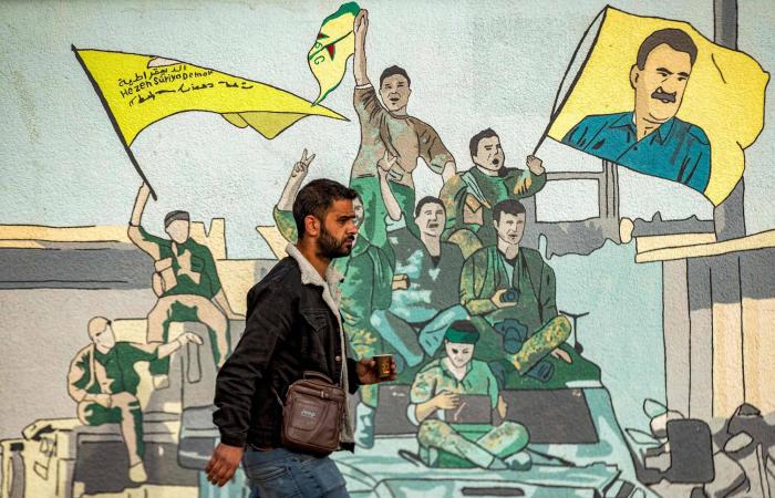 9
      معتقلين
      فلسطينيين
      أفرجت
      عنهم
      إسرائيل
      يصلون
      إلى
      قطاع
      غزة