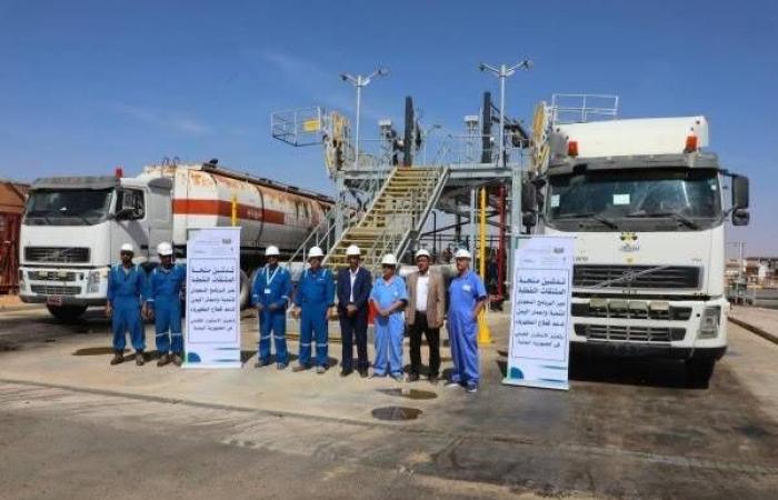 «التحالف»
      يثبّت
      الأمن
      ويعزز
      التنمية
      في
      المحافظات
      اليمنية
      المحررة