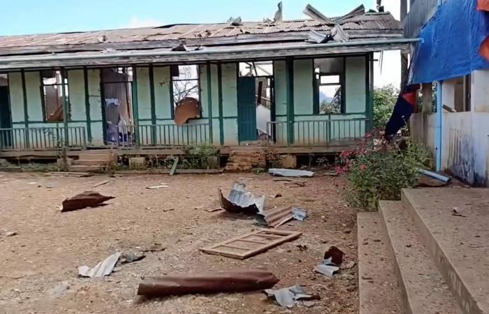 تقرير:
      شحنات
      وقود
      من
      إيران
      تمكّن
      المجلس
      العسكري
      لميانمار
      من
      شن
      غارات
      جوية