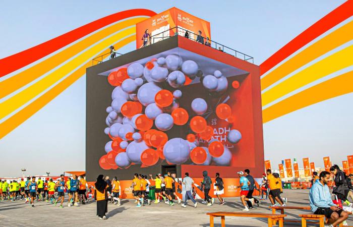 كانتي
      يرفض
      تجديد
      عقده
      مع
      الاتحاد