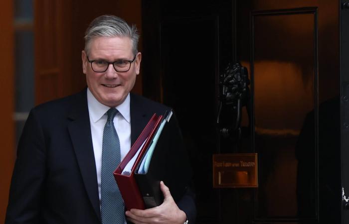 رئيسا
      وزراء
      الدنمرك
      وغرينلاند
      يزوران
      برلين
      وباريس
      لحشد
      الدعم