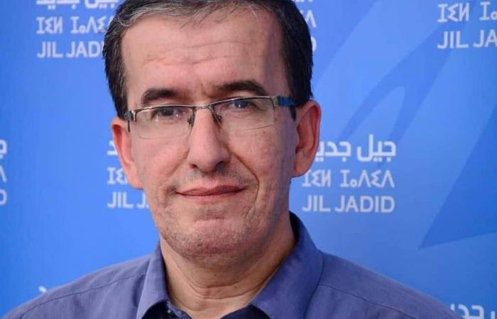 الجزائر:
      جدل
      سياسي
      بشأن
      «التعديل
      الدستوري
      التقني»