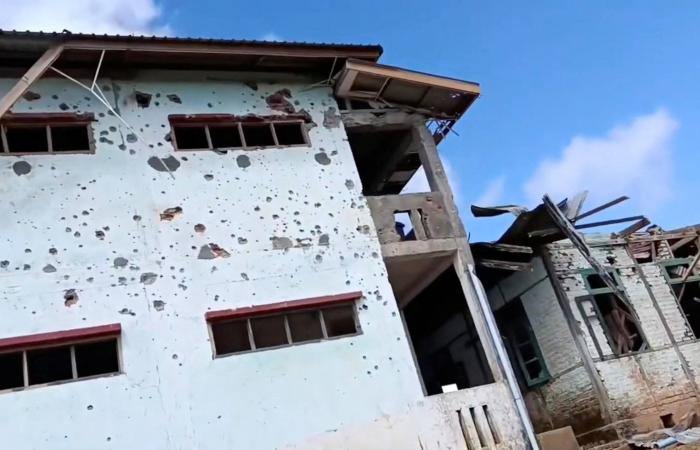 تدريبات
      مشتركة
      بين
      الفلبين
      وأميركا
      في
      بحر
      الصين
      الجنوبي