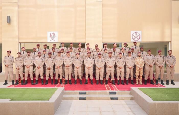 الحرس الأميري يحتفل بتخريج دورتي تأسيسية ضباط الميدان والقناصين