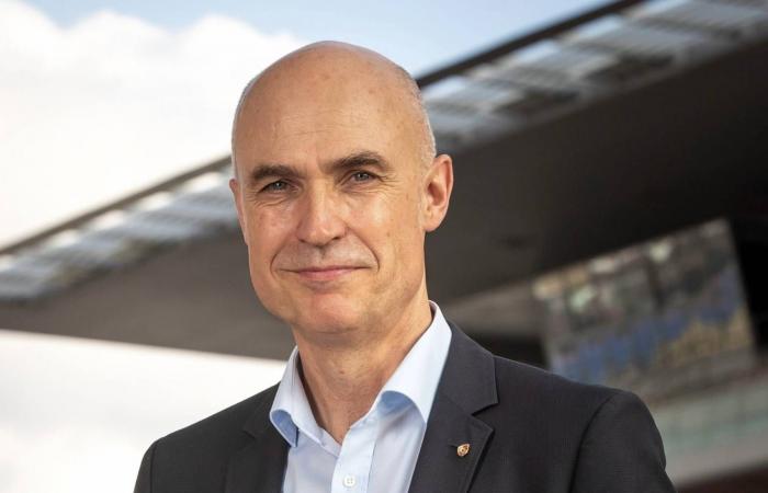 «بورشه
      الشرق
      الأوسط
      وأفريقيا»
      تسجل
      أفضل
      مبيعات
      لها
      منذ
      12
      عاماً