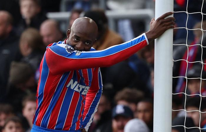 جوريتسكا
      لاعب
      البايرن
      يبحث
      عن
      تجربة
      جديدة
      خارج
      الديار