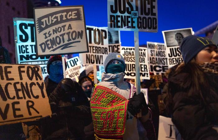 أميركا:
      الرجل
      الذي
      هاجم
      إلهان
      عمر
      «مؤيد
      لترمب»
      ولديه
      سجل
      جنائي