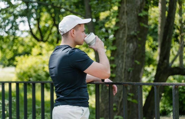 القهوة
      من
      بينها…
      مشروبات
      ينصح
      بتجنبها
      عند
      تضخم
      البروستاتا