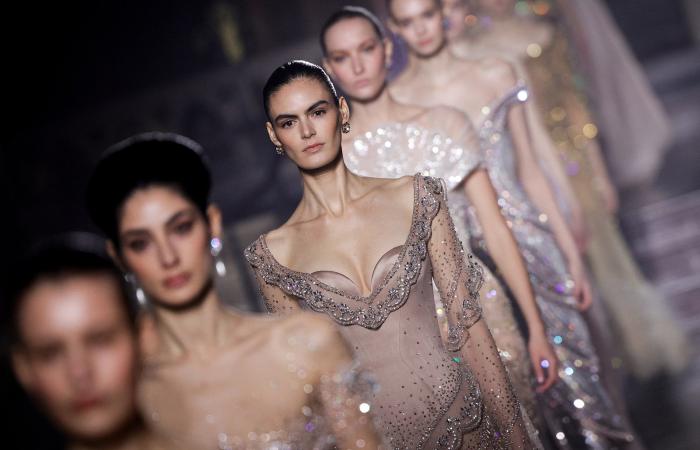 مؤثّرو الموضة والمشاهير العرب يتألقون في عرض جورج حبيقة بباريس