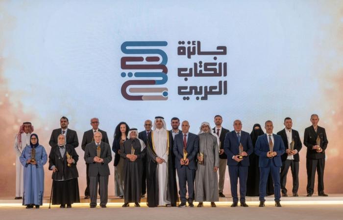 فائزون: جائزة الكتاب العربي منصة راسخة لدعم البحث الجاد وتعزيز مكانة العلم