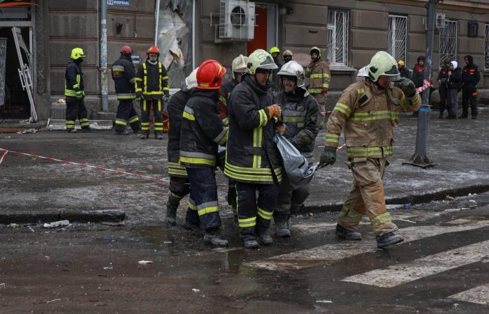 الحرب
      في
      أوكرانيا
      خلّفت
      نحو
      مليوني
      ضحية
      من
      العسكريين
      الروس
      والأوكرانيين