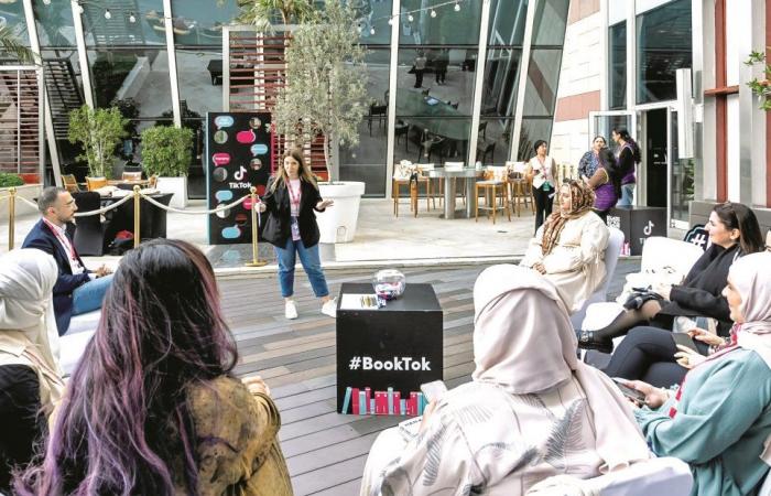 مهرجان طيران الإمارات للآداب يجمع المبدعين وصنّاع الفكر