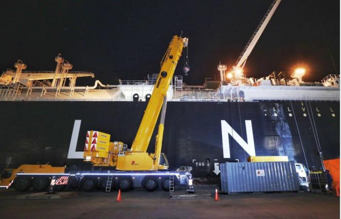 وزير
      العدل
      الموريتاني
      يفجر
      جدلاً
      بعد
      وصفه
      معارضاً
      بـ«الكذاب»