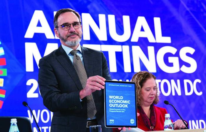 صندوق
      النقد
      الدولي
      يجدد
      ثقته
      بمرونة
      الأسواق
      الناشئة
      قبيل
      انطلاق
      «مؤتمر
      العلا»