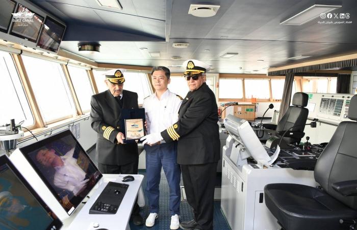 مصر:
      العثور
      على
      3
      سياح
      روس
      «اختفوا»
      في
      القاهرة
      عدة
      أيام