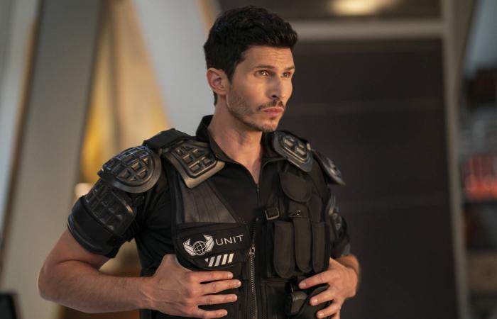 ألكسندر
      دفريانت...
      الممثل
      الألماني
      اللبناني
      حقّق
      العالمية
      والحلم
      العربي
      هو
      التالي