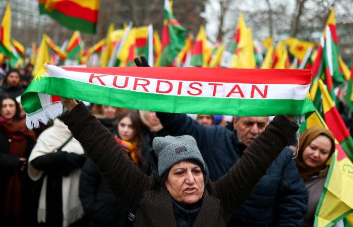 مسؤولون
      ألمان
      يأملون
      بزيارة
      الشرع
      قريباً
      لمناقشة
      «قسد»
      وعودة
      اللاجئين