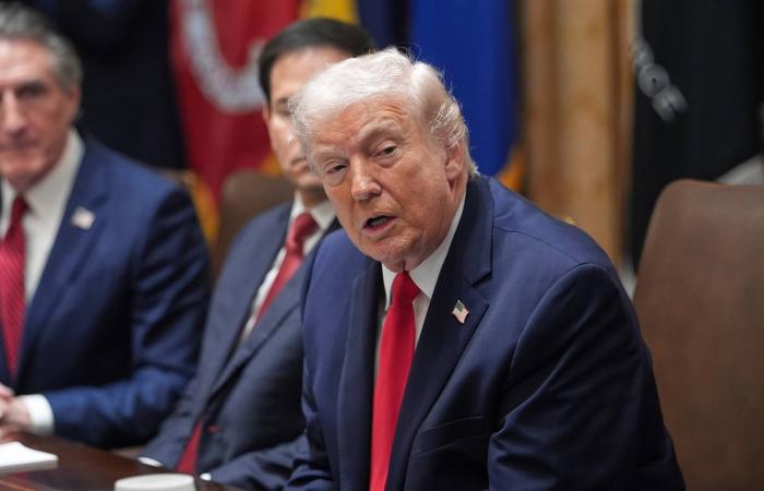 تقرير:
      إسرائيل
      تحذر
      ترمب
      من
      أن
      إيران
      ستستهدف
      على
      الأرجح
      مراكز
      سكانية
      في
      حالة
      الهجوم
      عليها