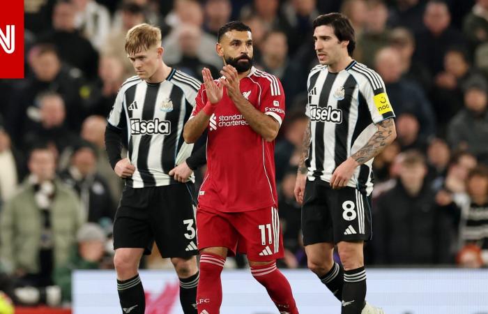 متابعة: تصرف "لافت" من محمد صلاح مع مشجعي ليفربول بعد مباراة نيوكاسل