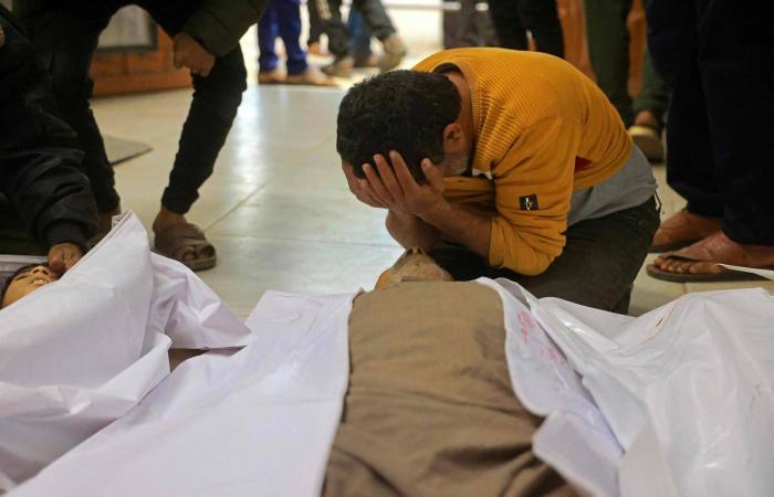 تركيا
      تمنع
      قافلة
      مساعدات
      متّجهة
      إلى
      كوباني
      من
      الوصول
      إلى
      الحدود