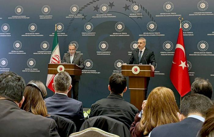 أنقرة
      تسعى
      لـ«قناة
      غير
      مباشرة»
      بين
      واشنطن
      وطهران