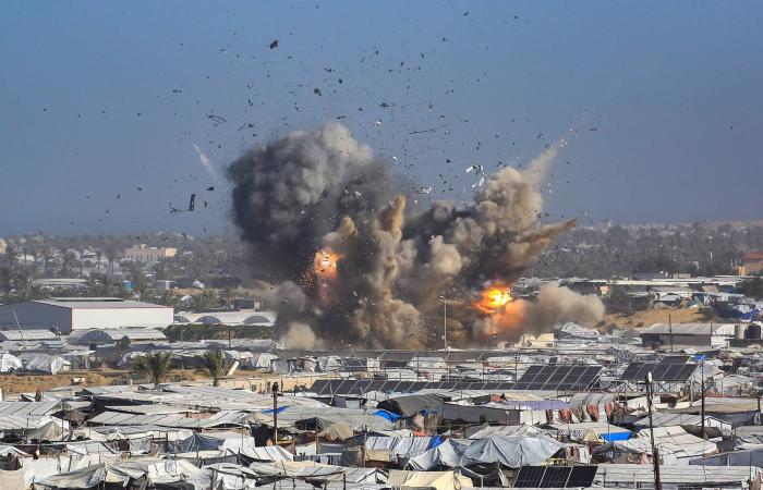 كأن
      الحرب
      عادت...
      إسرائيل
      تقتل
      العشرات
      في
      غزة