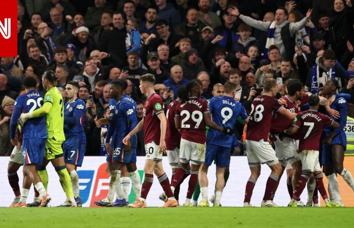 متابعة: محاولة خنق واعتداء بالضرب.. مشاجرة عنيفة بين لاعبي تشيلسي ووست هام