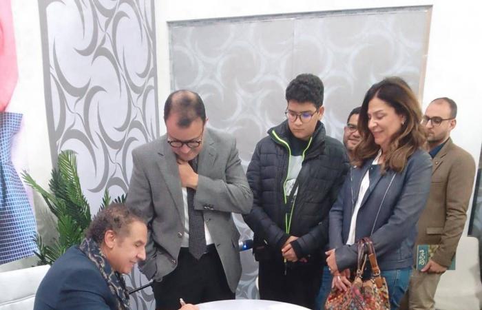 مصطفى
      حجازي
      يبحث
      عن
      معنى
      جديد
      لـ«العدل
      والكرامة»