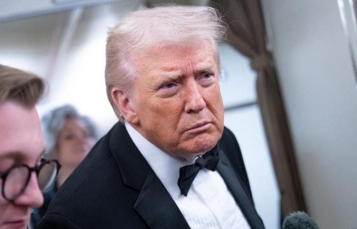 "هيضرب.. مش هيضرب".. نجيب ساويرس يعلق على تهدادات ترامب ضد إيران وما يريده لشعبها