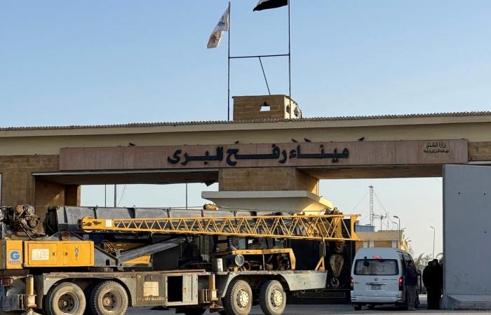 إعادة فتح معبر رفح في غزة جزئيا بعد إغلاقه لقرابة عامين