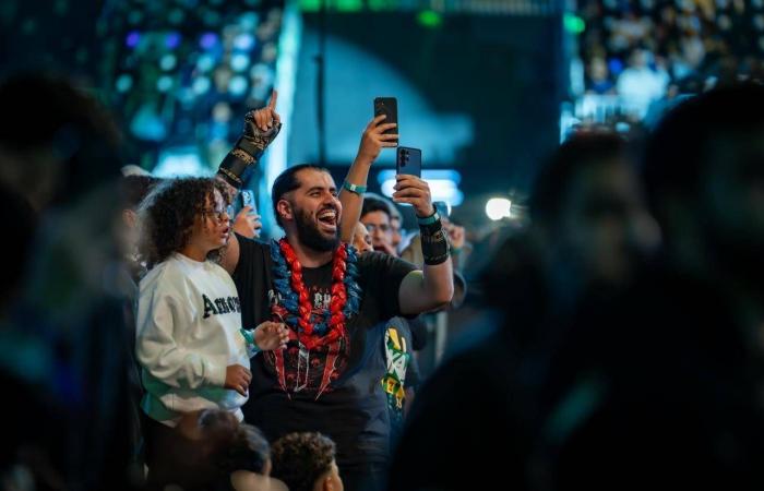 الهلال
      يفاوض
      نيوم
      لشراء
      عقد
      الفرنسي
      سايمون
      بوابري