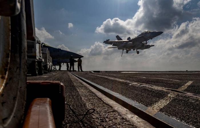 خامنئي
      يهدد
      بكسر
      قواعد
      الاشتباك