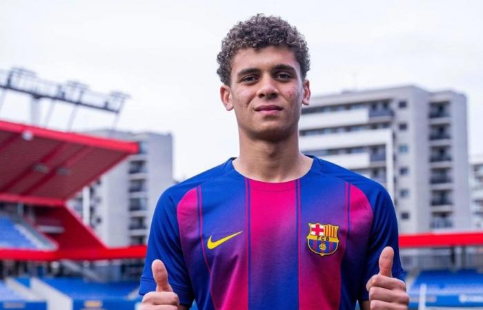 برشلونة الإسباني يعلن تعاقده رسميا مع المصري حمزة عبدالكريم