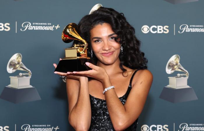 ليلة تاريخية.. تعرف على الفائزين بجوائز غرامي الذهبية لعام 2026