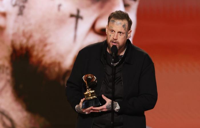 ليلة تاريخية.. تعرف على الفائزين بجوائز غرامي الذهبية لعام 2026