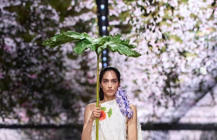 كيف
      تواصل
      المصممون
      الجدد
      مع
      إرث
      بيوت
      الأزياء
      العريقة؟