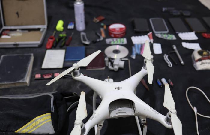 اعتقال
      أكبر
      تاجر
      مخدرات
      في
      الجنوب
      السوري