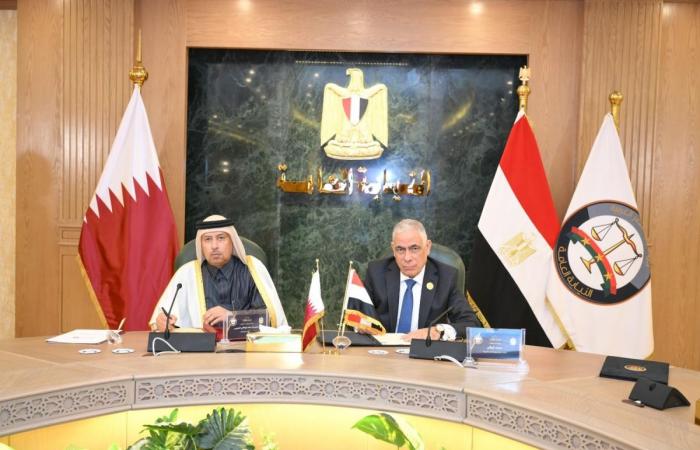 النائب العام يجتمع مع نظيره المصري ورئيس مجلس أمناء وحدة مكافحة غسل الأموال وتمويل الإرهاب