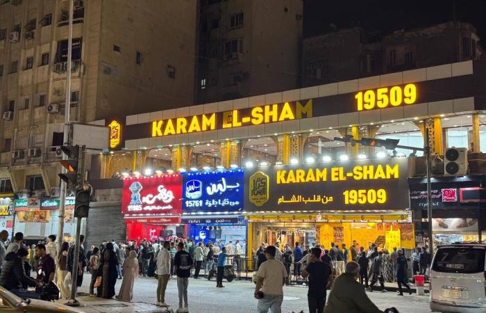 جنازة
      نجل
      القذافي
      في
      بني
      وليد
      اليوم