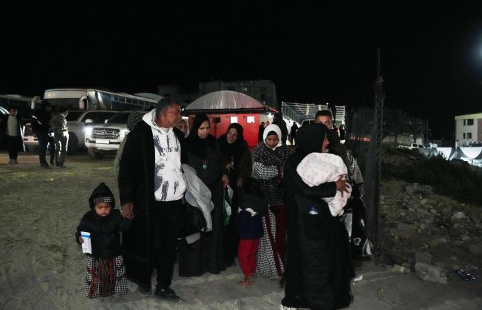 قائد
      «قسد»:
      بحثت
      مع
      وزير
      خارجية
      فرنسا
      اتفاق
      29
      يناير
      ومكافحة
      «داعش»