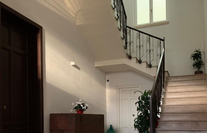 بعمر 80 عامًا.. لماذا اختار أمريكي الانتقال إلى إيطاليا؟