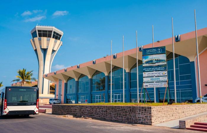 عدن
      تستقبل
      رمضان
      بخدمات
      مستقرة
      وتطبيع
      شامل
      للحياة