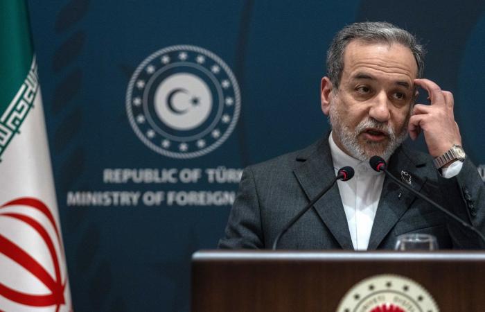 وزير خارجية إيران من الدوحة: إذا هاجمتنا أمريكا سنضرب قواعدها في دول المنطقة